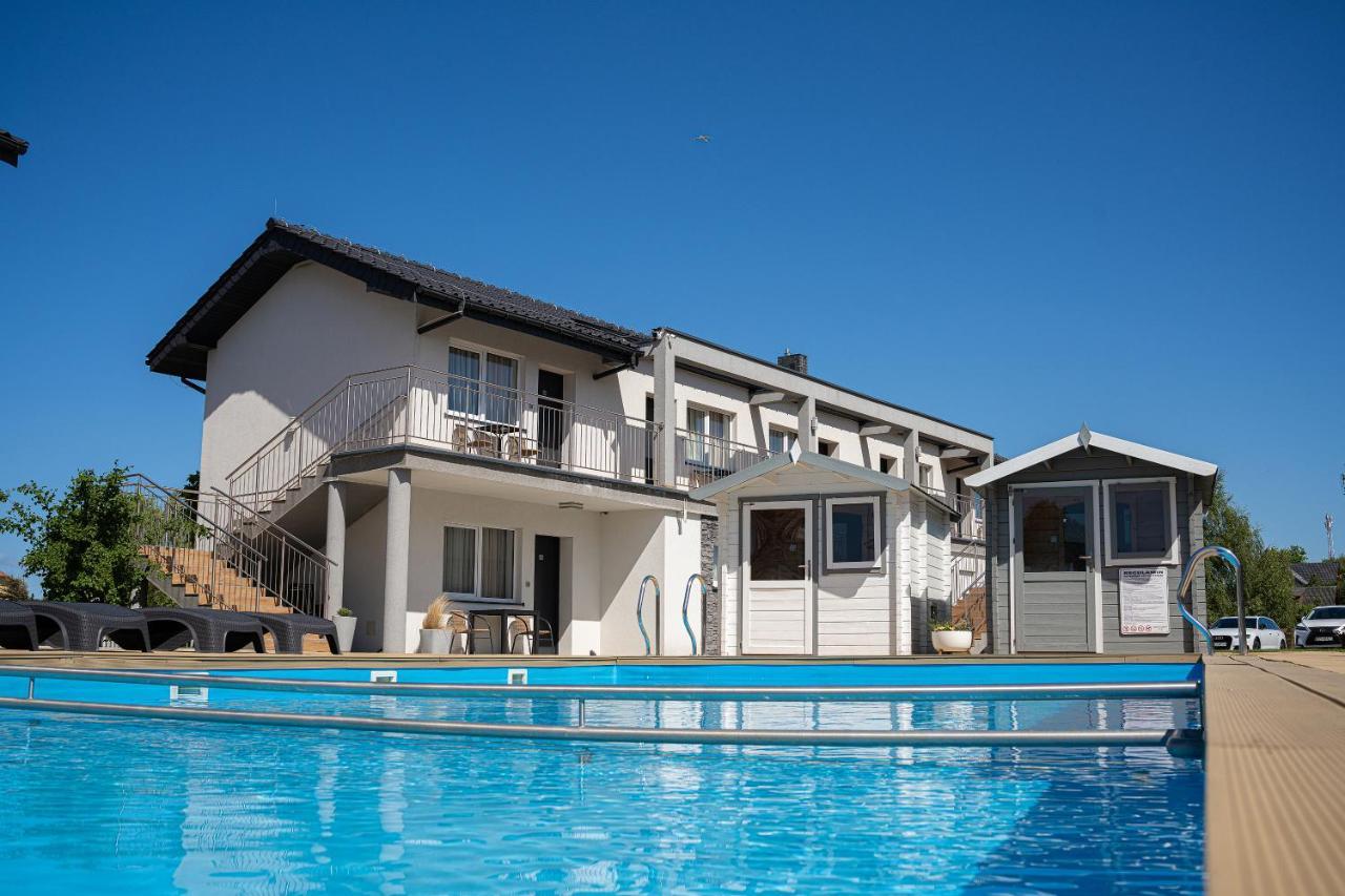 Seo2 Rewal - Apartamenty Z Osobnym Wejsciem, Grzany Basen, Darmowe Sauny, Parking, Grill, Wifi Exterior foto