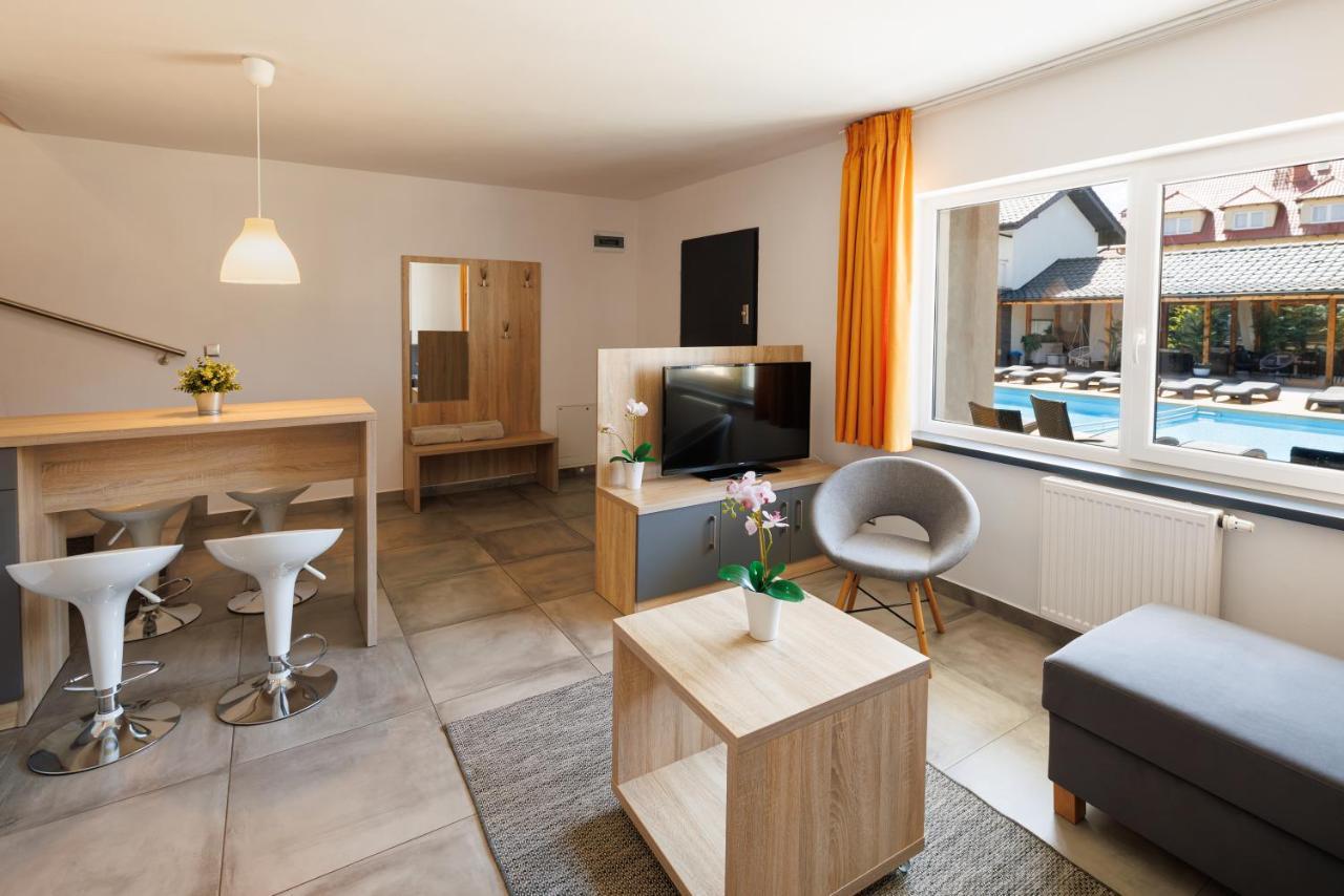 Seo2 Rewal - Apartamenty Z Osobnym Wejsciem, Grzany Basen, Darmowe Sauny, Parking, Grill, Wifi Exterior foto